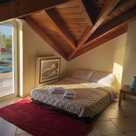 Ostria Seaside Aparthotel