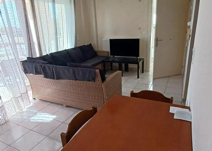 Ostria Seaside Aparthotel Patras