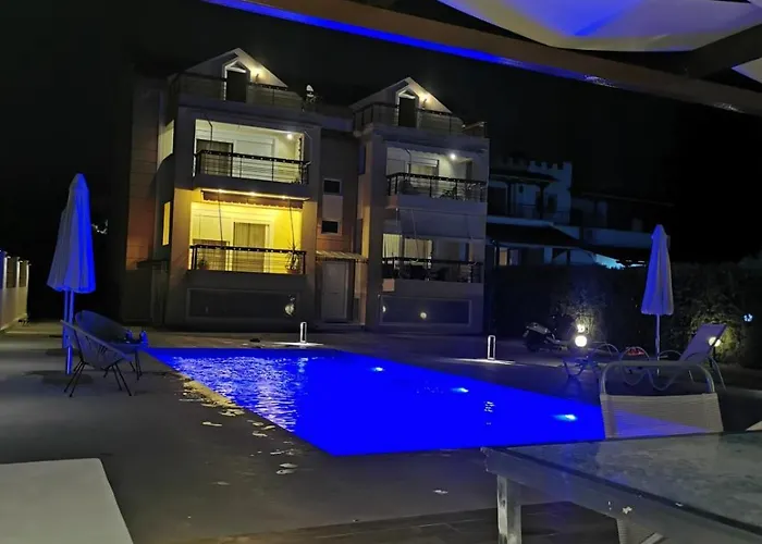 Ostria Seaside Aparthotel Patras