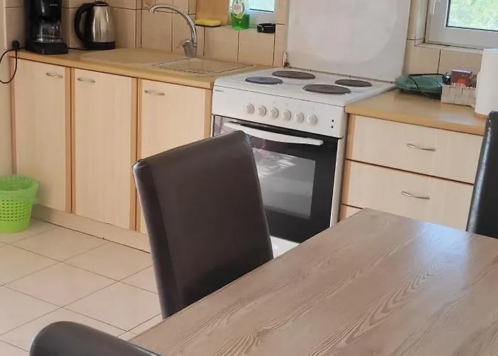 Ostria Seaside Aparthotel