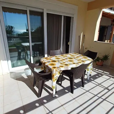 Ostria Seaside *
