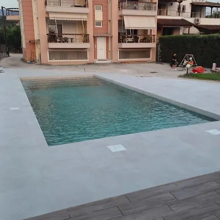 Ostria Seaside Aparthotel Patras