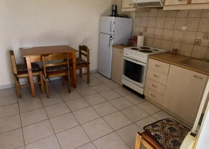 Ostria Seaside 4* Patras