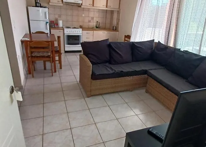 Ostria Seaside Aparthotel 4*