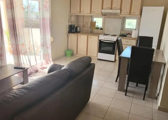 Aparthotel Ostria Seaside Patras